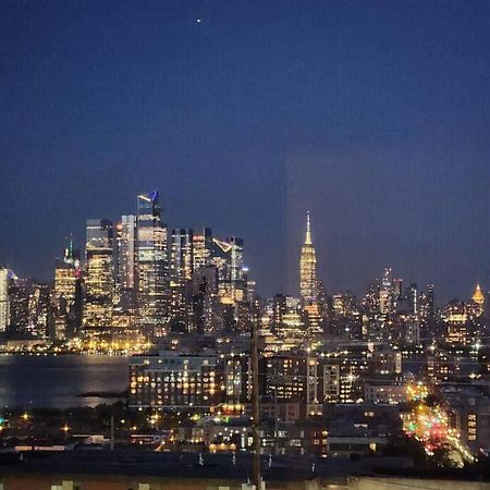 Ferienwohnung Luxurious 2 Bed ! Mins To Nyc! Union City Exterior foto