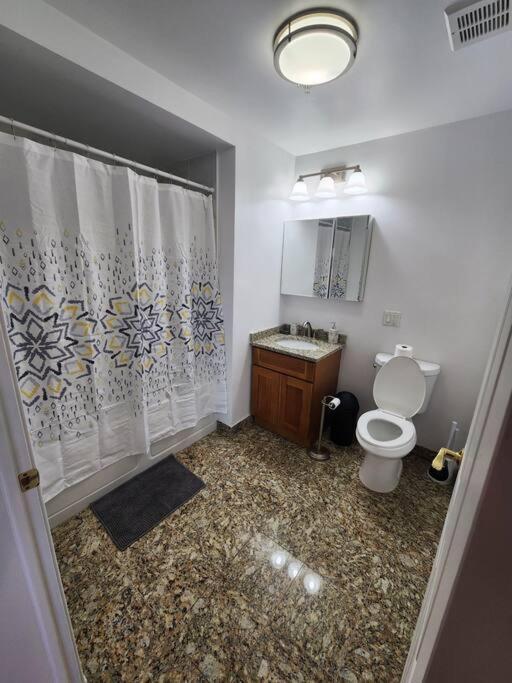 Ferienwohnung Luxurious 2 Bed ! Mins To Nyc! Union City Exterior foto